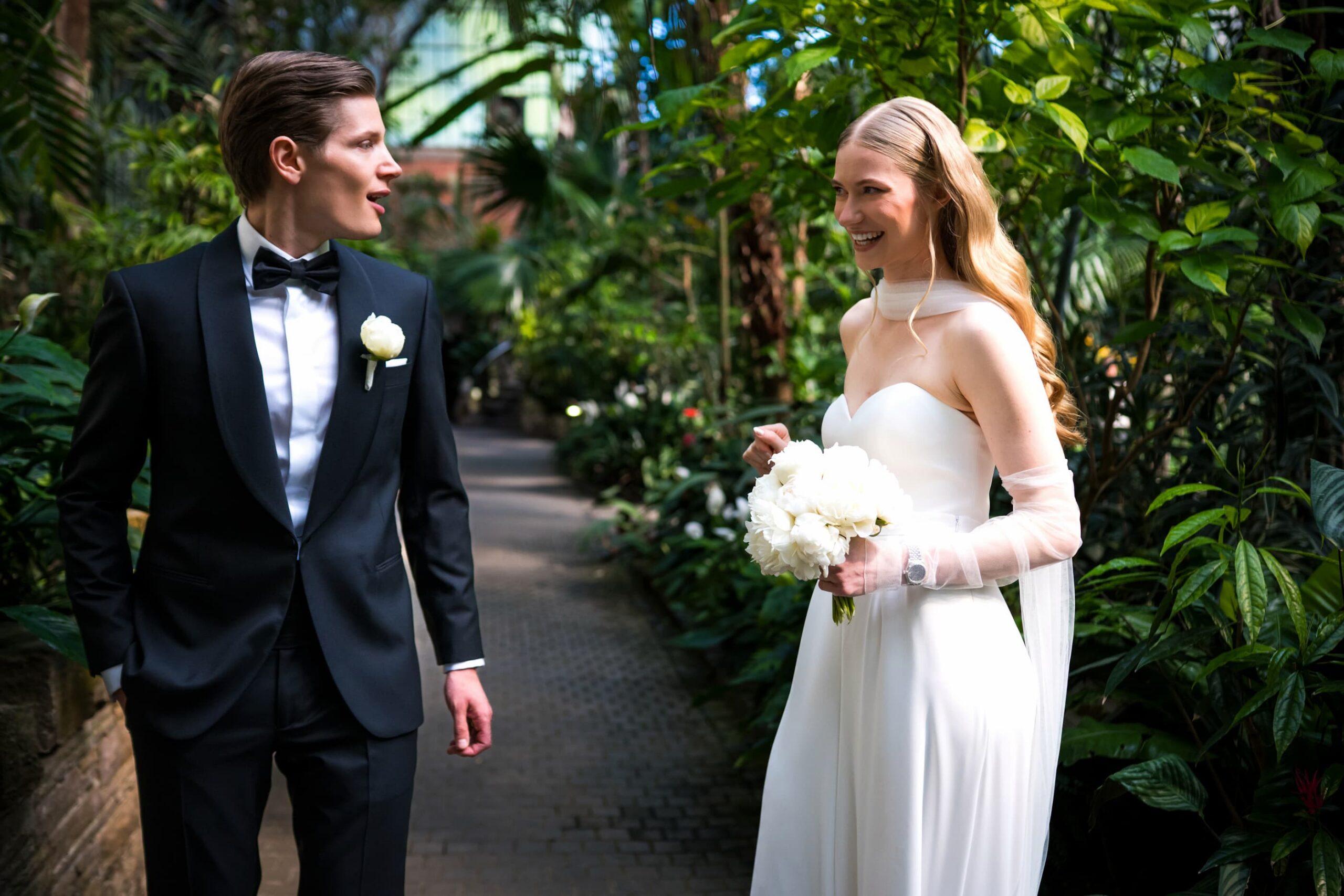 First Look Shooting im Palmengarten Frankfurt am Main. Hochzeitsfotograf Tobias Schnurr