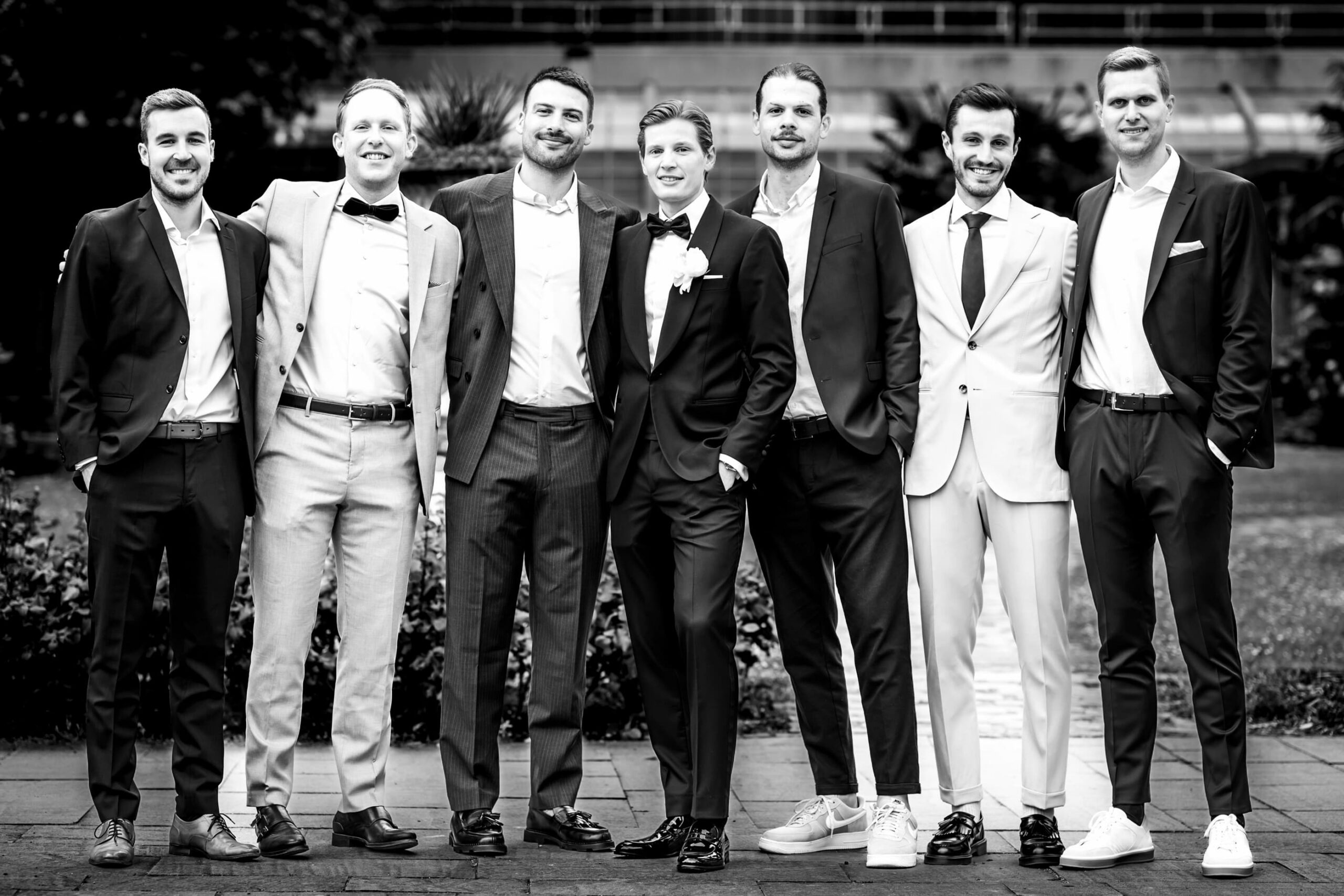 Gruppenbild im Palmengarten vor den Haus Rosenbrunn