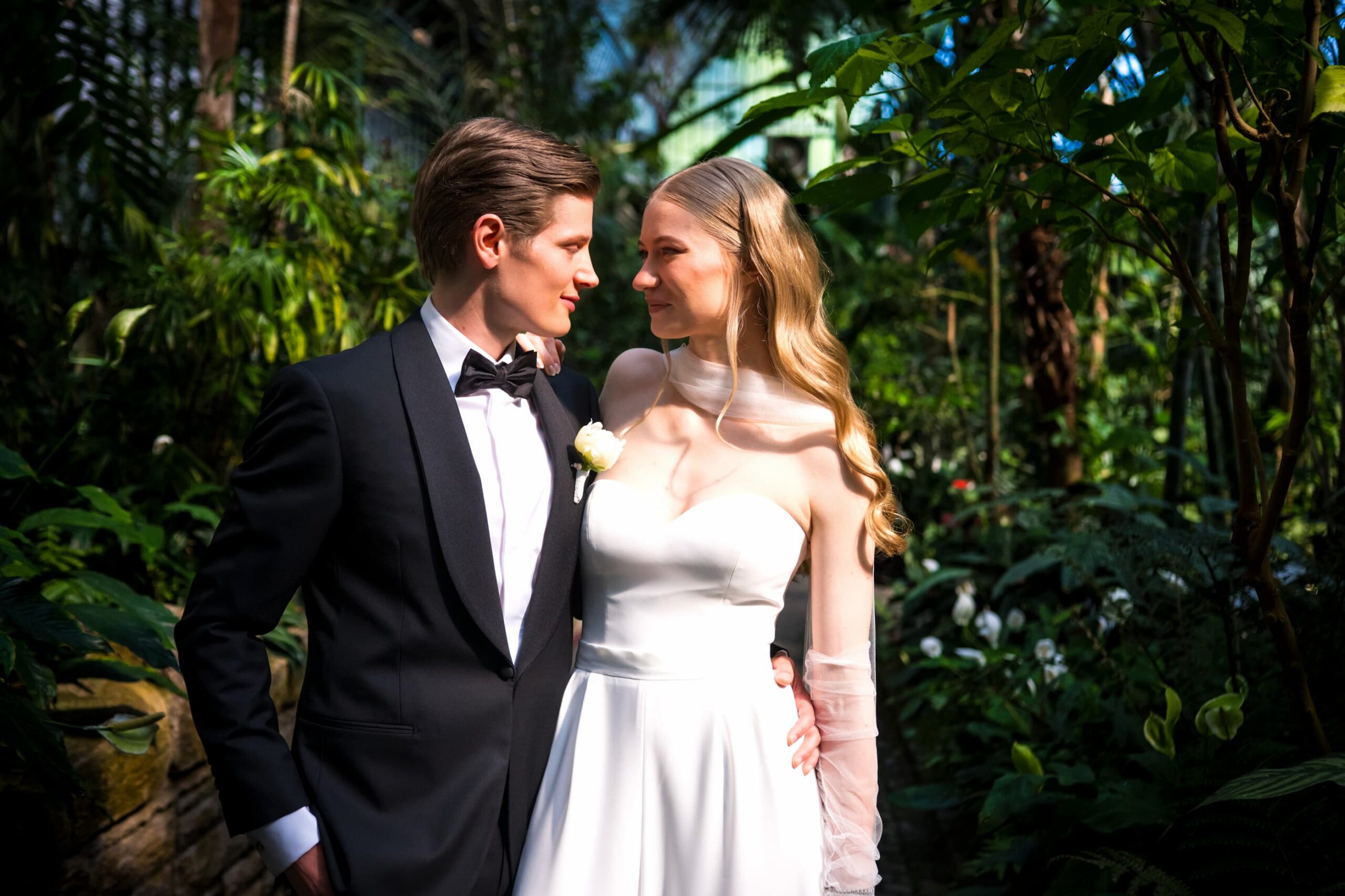 Brautpaarshooting im Palmengarten Frankfurt - Hochzeitsfotograf Tobias Schnurr