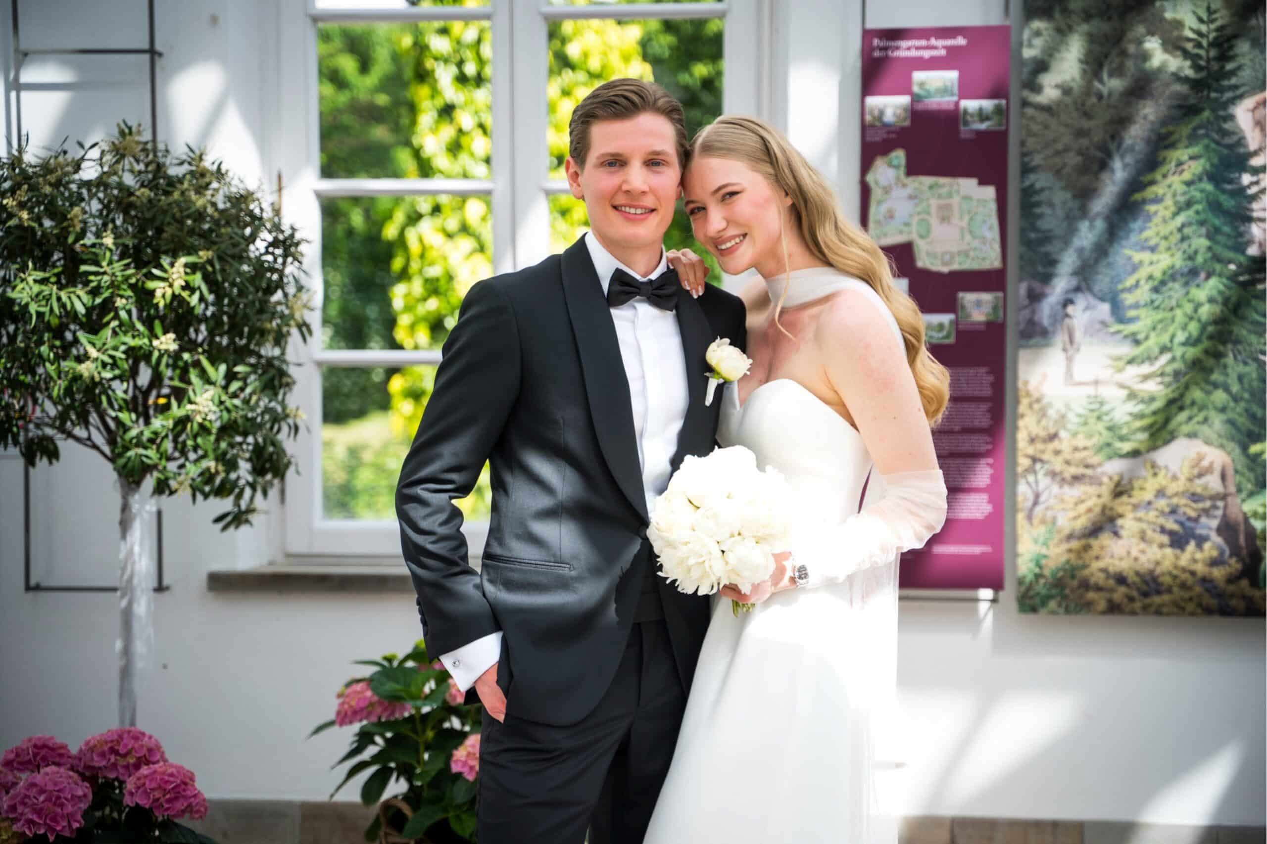 Brautpaar beim Paarhshooting im Haus Rosenbrunn